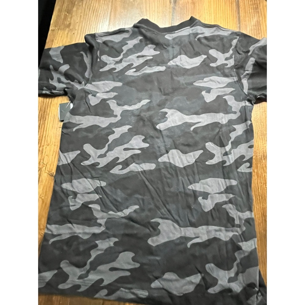 New Era Detroit Red Wings Mens Camo Long Sleeve T-Shirt‎ Size M NE94087M - Picture 8 of 8